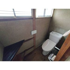 守山区守山2丁目のお家のトイレ