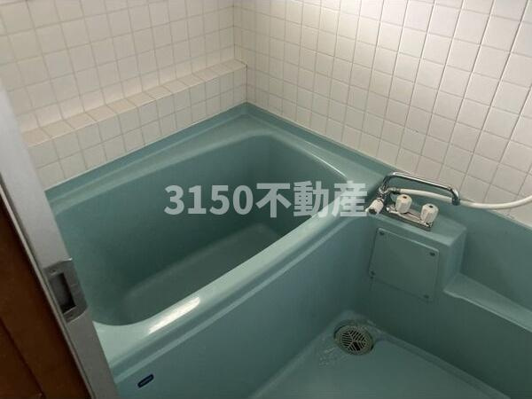 シャトーシャルマンの浴室