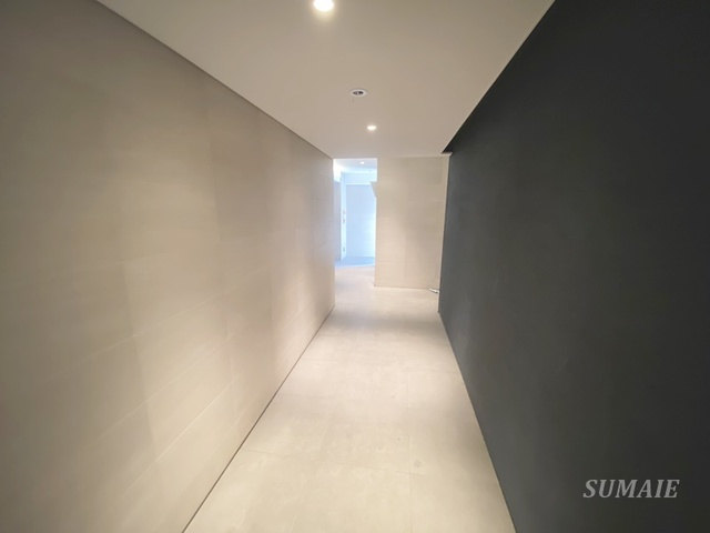 サンファーロ新都心のロビー