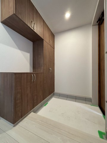 白石中央1条6丁目　[新築]の玄関