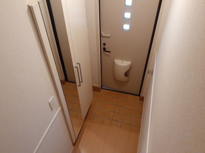 【玄関】 | クレマチスＢ