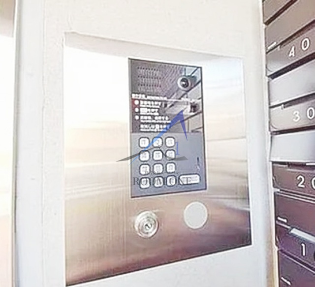 グランメゾン森下のセキュリティ|モニター付きインターホンです。