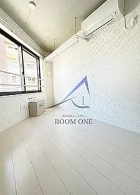 グランメゾン森下の居間・リビング|洋室のお部屋です。