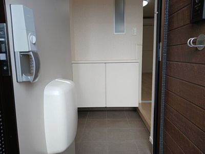 【玄関】 | グランチェスタ