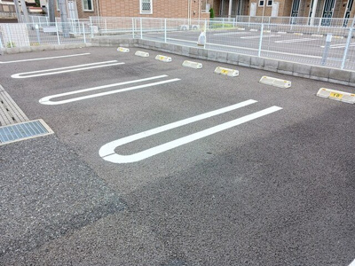 【駐車場】 | サンライズガーデン　Ｆ