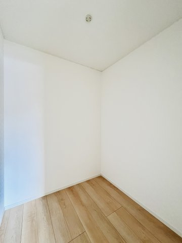 桐生市境野町の収納|たっぷりと収納可能な広々としたウォークインクローゼット♪