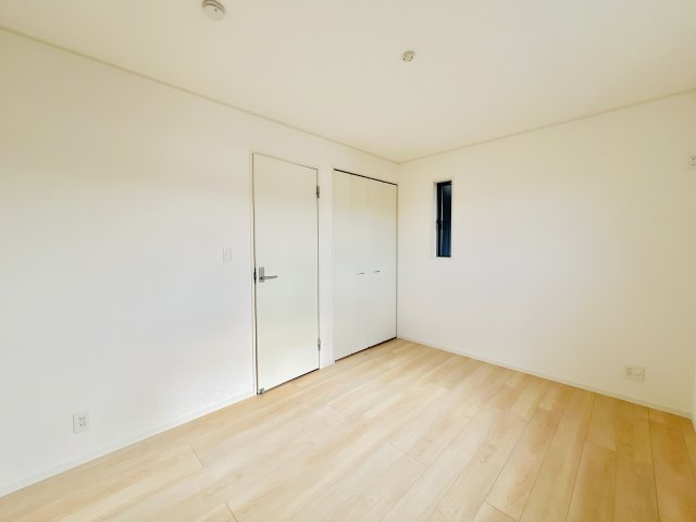 桐生市境野町の洋室|お子様の一人部屋デビューにも最適です☆