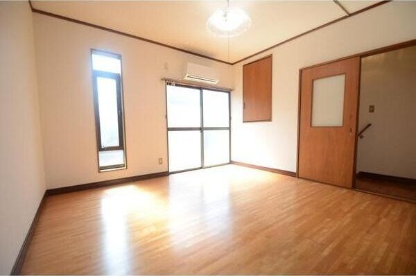 カーサ小町の居間・リビング