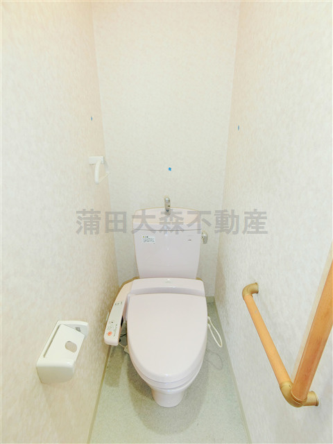 ウイングピア美園のトイレ|温水洗浄便座付きのトイレ　