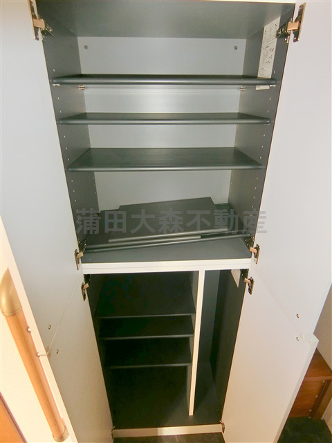 ウイングピア美園の収納|玄関収納