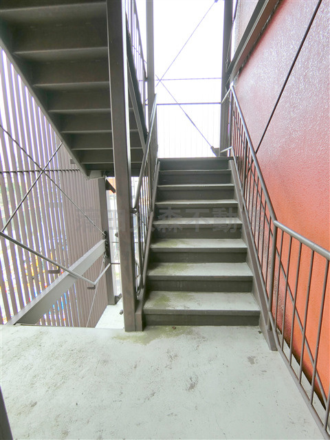 ウイングピア美園のその他共用部分|共用階段