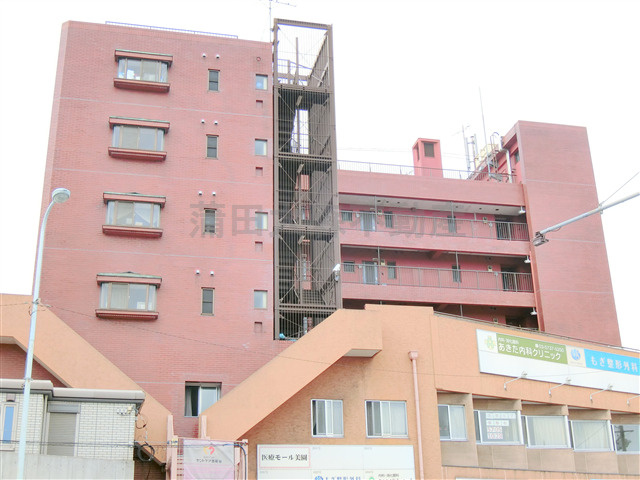 ウイングピア美園の外観