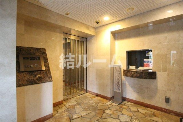 練馬区豊玉北６丁目の賃貸マンションのエントランス