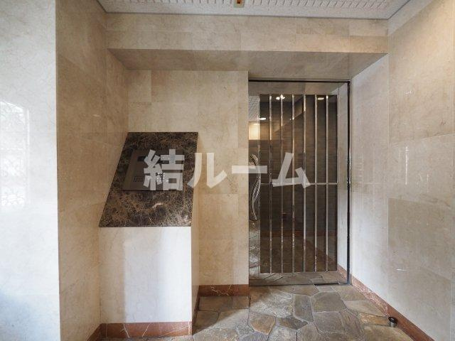 練馬区豊玉北６丁目の賃貸マンションのエントランス