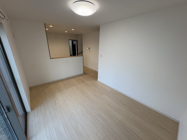 明石市大蔵中町貸家の居間・リビング