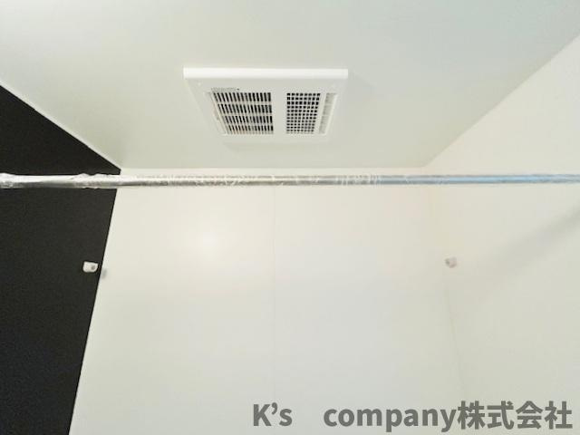 茅ヶ崎市高田1丁目　新築戸建　2号棟の設備|長雨の続く時期のお洗濯物の悩みを解消できる浴室乾燥機付き☆