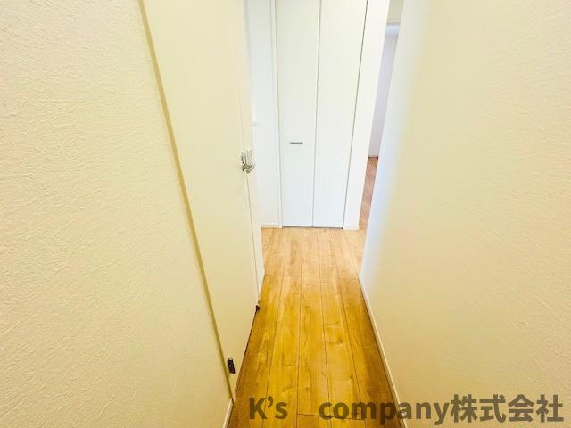 茅ヶ崎市高田1丁目　新築戸建　2号棟の内装|階段ホール◇