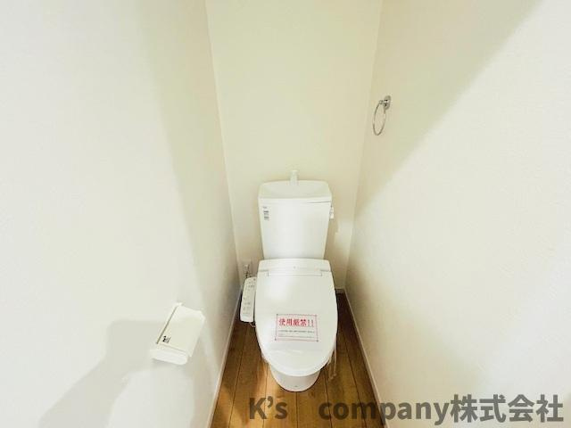 茅ヶ崎市高田1丁目　新築戸建　2号棟のトイレ|白を基調とした清潔感のあるトイレ☆