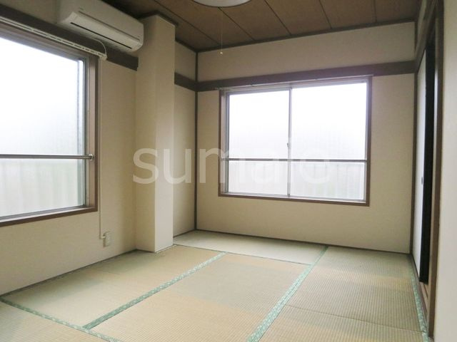 コーポ泉の寝室|落ち着いた和室です。