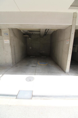 【駐車場】 | エスリード福島駅前第２