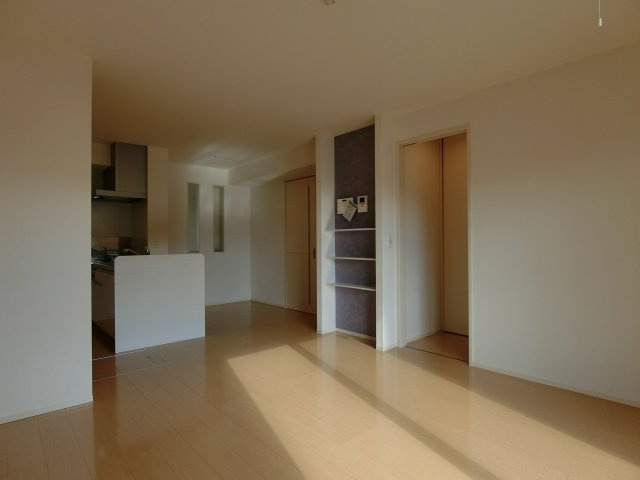 ライブコート　Ａの居間・リビング|イメージ写真102号室