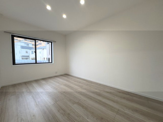 【洋室】 | サーパス武蔵浦和 | 広々とした洋室です。