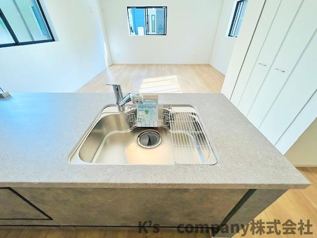 茅ヶ崎市高田1丁目　新築戸建　3号棟のキッチン|耐久性の優れたステンレス製のシンク☆