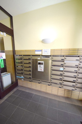 【ロビー】 | メゾン・ド・ヴィレ駒形 | ゆとりのあるロビーです