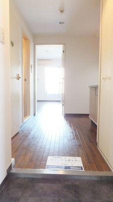 【玄関】 | メゾン・ド・ヴィレ駒形 | 玄関です