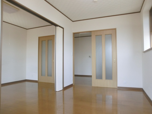 北小岩パレスの洋室|人気のオールフローリングです。