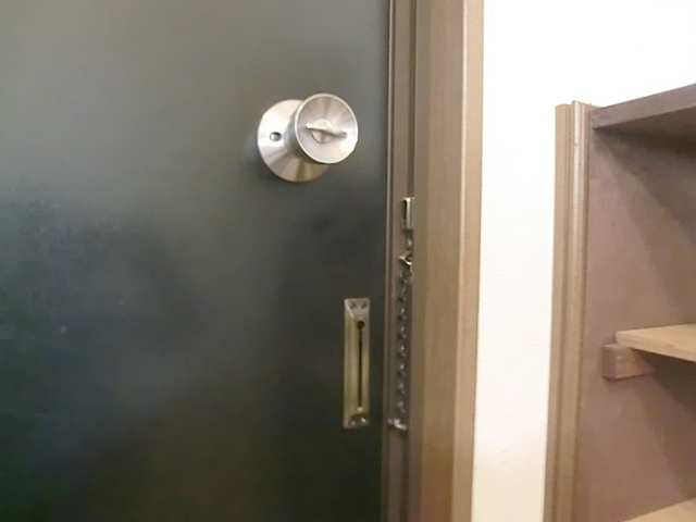 北小岩パレスのセキュリティ|ドアチェーン完備。