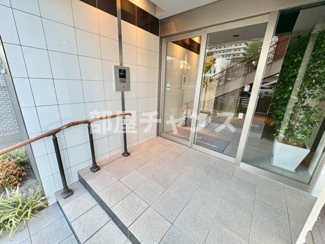 Wコート城西のエントランス