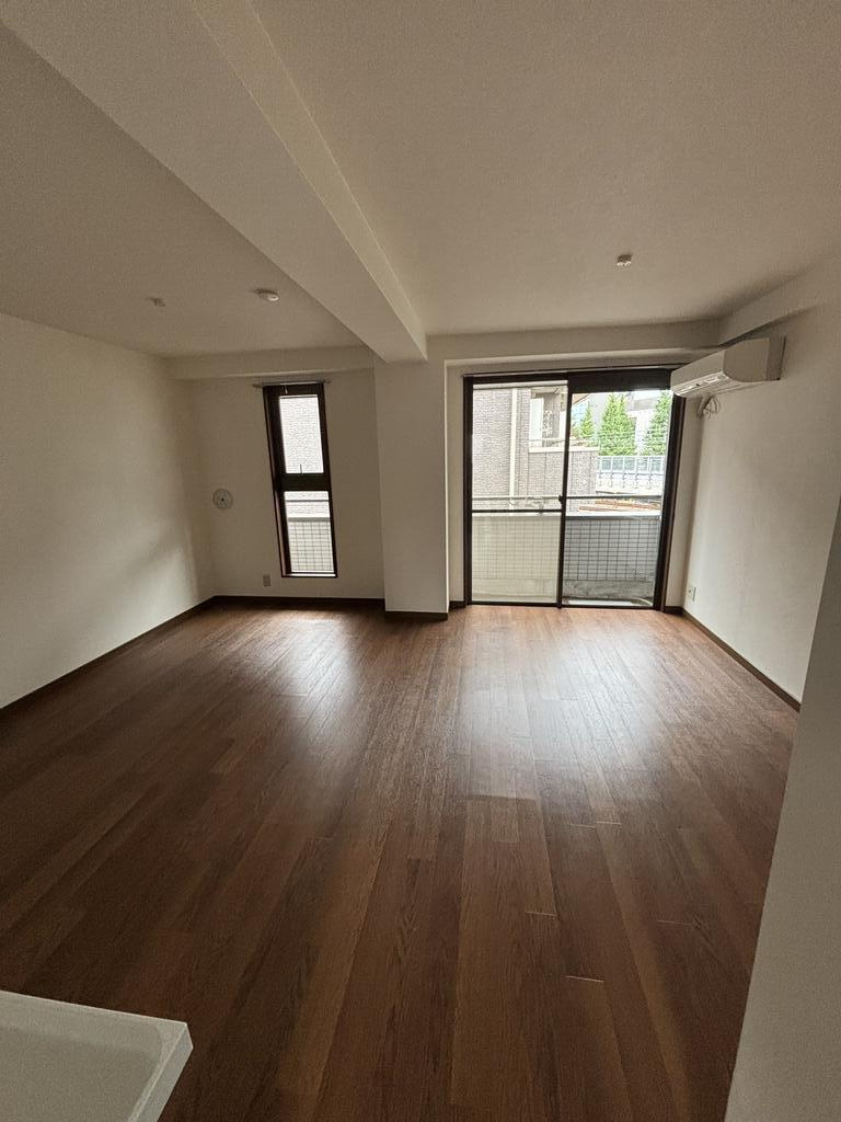 千駄ヶ谷ＳＫＹ．ＨＩＬＬＳの居間・リビング|千駄ヶ谷ＳＫＹ．ＨＩＬＬＳ