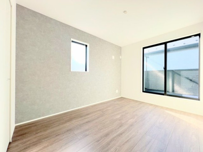 【洋室】 | ◆◇横浜市青葉区荏田西　新築一戸建て　1号棟◇◆ | ◆柔らかい陽光が差し込む明るいお部屋を演出する設計。彩光の取れる窓が気持ちの良いお部屋を創り上げます。