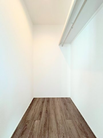 【収納】 | ◆◇横浜市青葉区荏田西　新築一戸建て　1号棟◇◆ | ◆荷物の多い方には嬉しい収納スペースです。季節物やスーツの収納等にピッタリです。