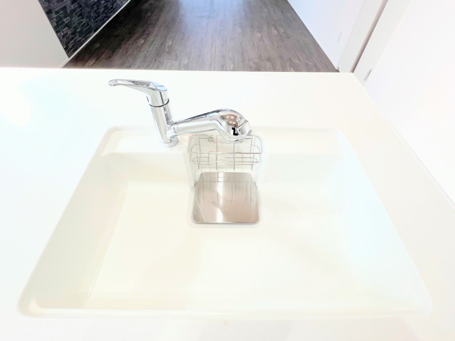 【キッチン】 | ◆◇横浜市青葉区荏田西　新築一戸建て　1号棟◇◆ | ◆広々したキッチンシンク。洗い物が多い時にも快適にご利用いただけます。