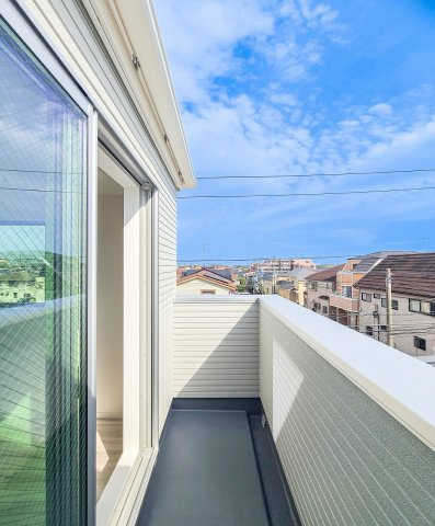 【バルコニー】 | 座間市ひばりが丘1丁目 新築戸建 全1棟