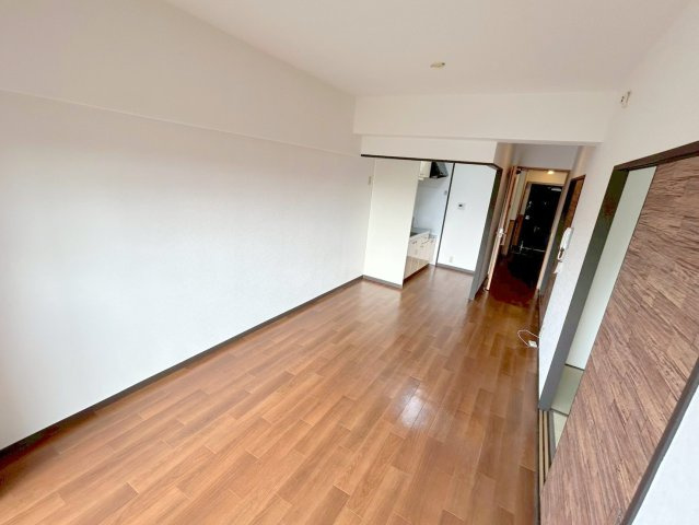 サンライズ御瑞宝1の居間・リビング