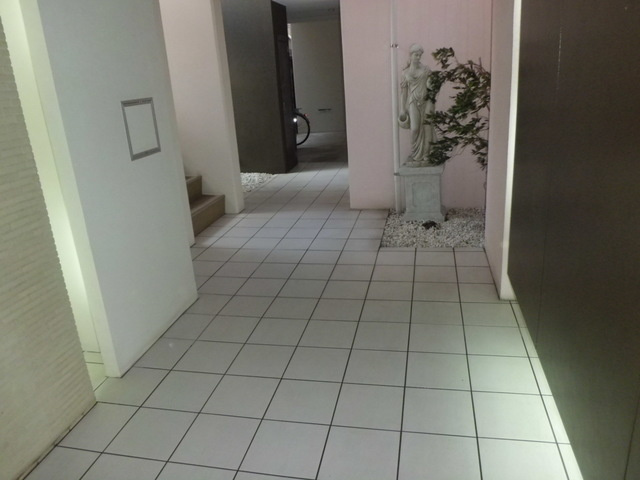 レジデンスＳＡＫＵＲＡのエントランス