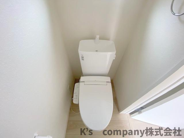 茅ヶ崎市高田1丁目　新築戸建　4号棟のトイレ|同施工例