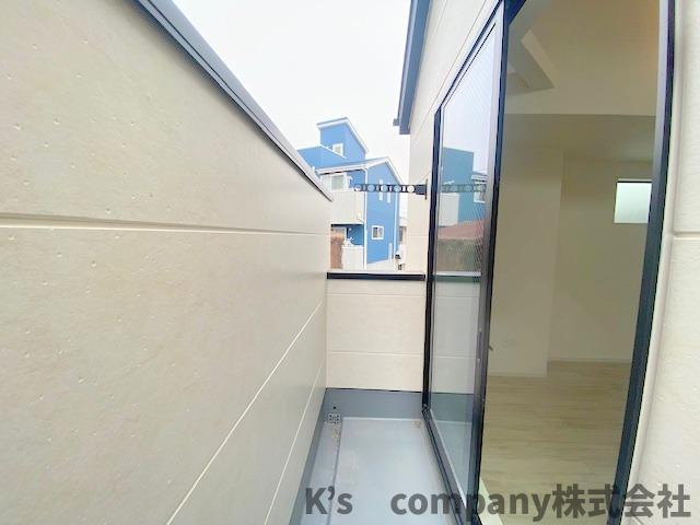 茅ヶ崎市高田1丁目　新築戸建　4号棟のバルコニー|同施工例