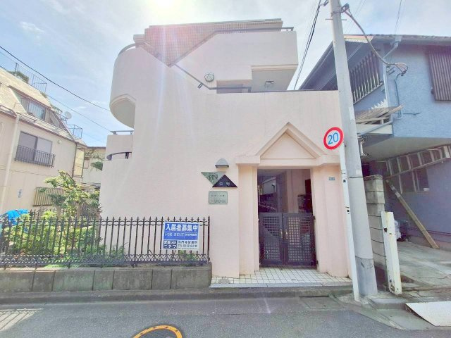 ピアー中野の外観|エントランス側