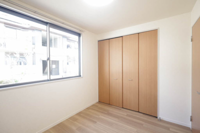 【洋室】 | グラシア城西