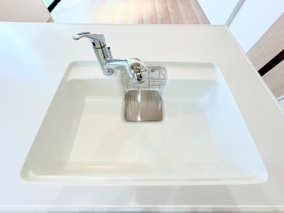 【キッチン】 | ◆◇横浜市青葉区荏田西　新築一戸建て　2号棟◇◆ | ◆広々したキッチンシンク。洗い物が多い時にも快適にご利用いただけます。