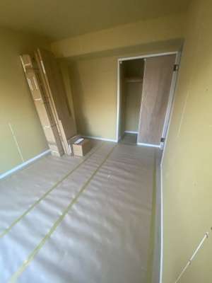 【洋室】 | ベルハウス横浜反町 | 2025年11月1日時点　6.3帖洋室