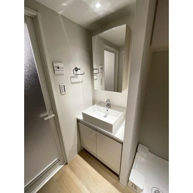 ウェルスクエア初台の洗面所