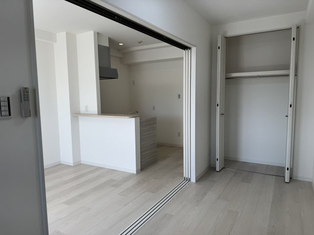 【洋室】アーバンパーク新大阪