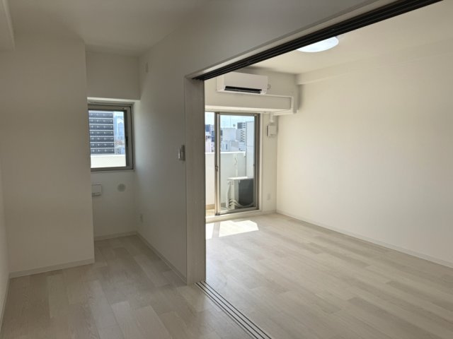 【洋室】アーバンパーク新大阪