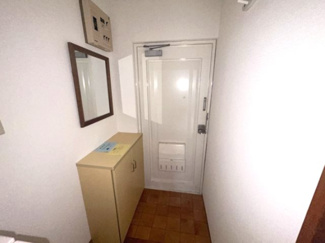 【玄関】 | アポスタ蔵本公園