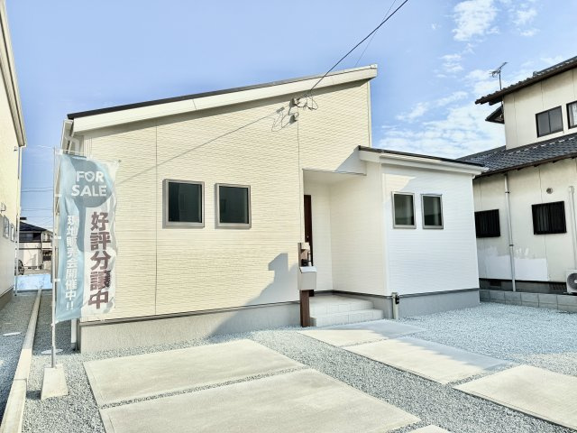 中央区三和町の外観|静かな住宅地に建つ、人気の平屋のお家！